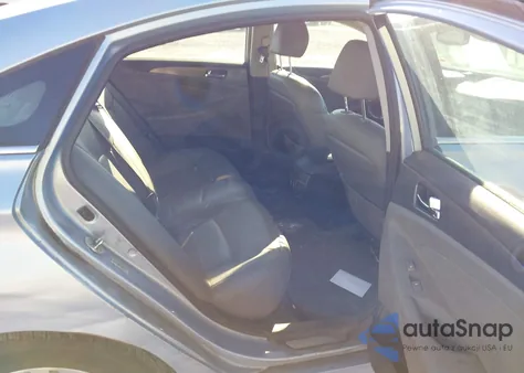 2013 Hyundai Sonata Hybrid Limited z USA, uszkodzony, nr VIN KMHEC4A47DA094380